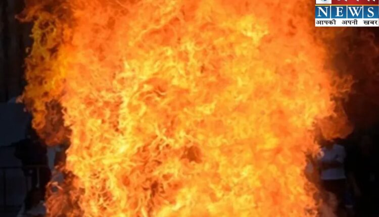 दिल्ली में लाल किला के पास कार धमाका: इलाके में दहशत, कई वाहन क्षतिग्रस्त